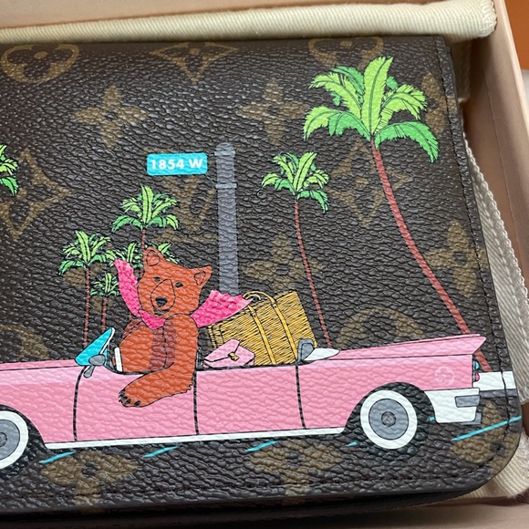 Louis Vuitton M80859
FÉLICIE POCHETTE Christians 2021 limited edition - Picture 3 of 6